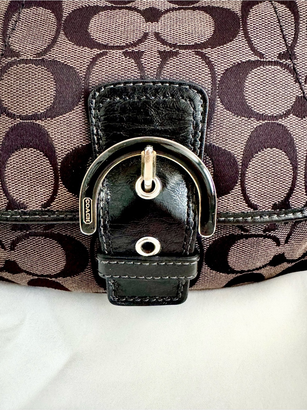 Vintage Y2K Coach Soho Signature Monogram Mini Flap Baguette Bag + New Dust bag - Picture 2 of 13